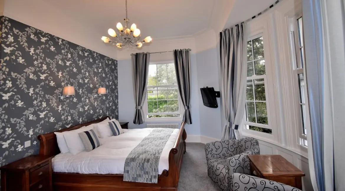 room-9-2